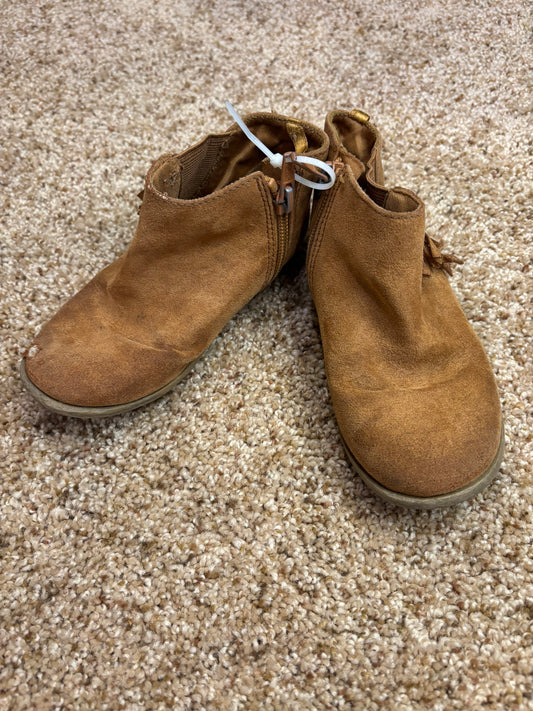 #86A girls size 10 old navy tan boots