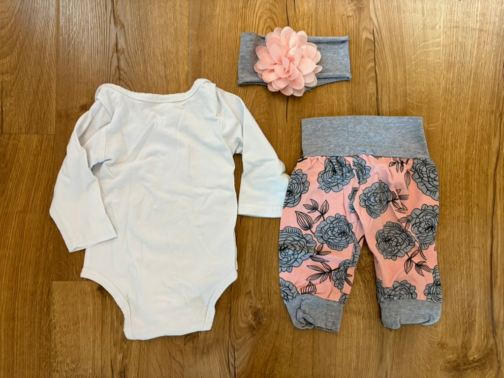 #6 - Girls Floral Outfit - 12-18 months
