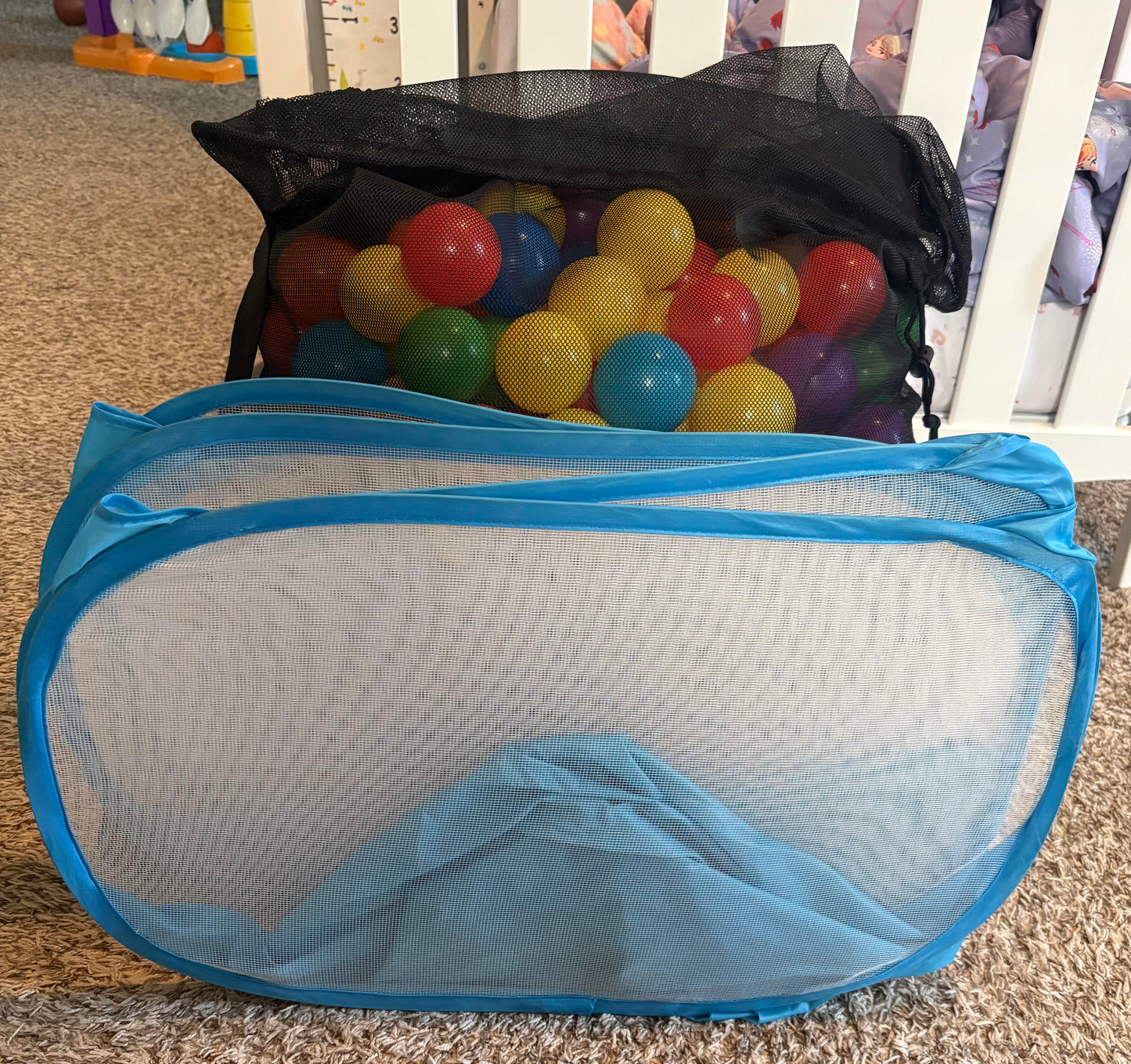 REDUCED #145 Foldable ball pit w/ balls and carrying bag