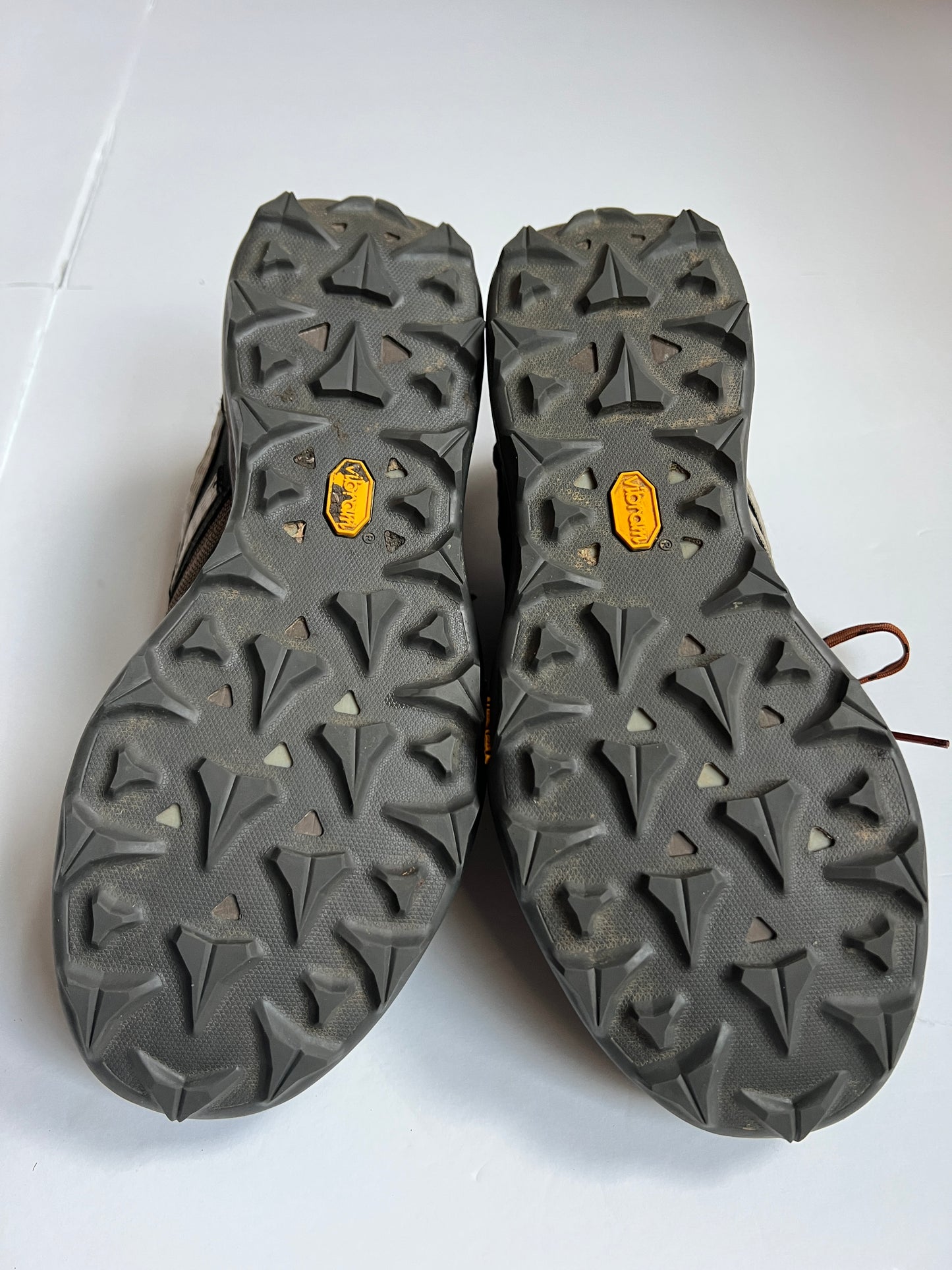 Mens Shoe 12 Merrell Low Rise Waterproof Boots