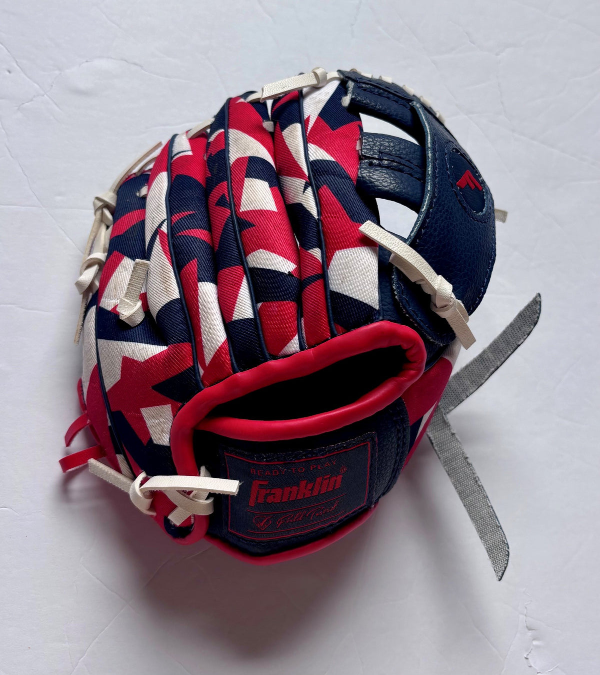#154 Franklin 8" Baseball Glove