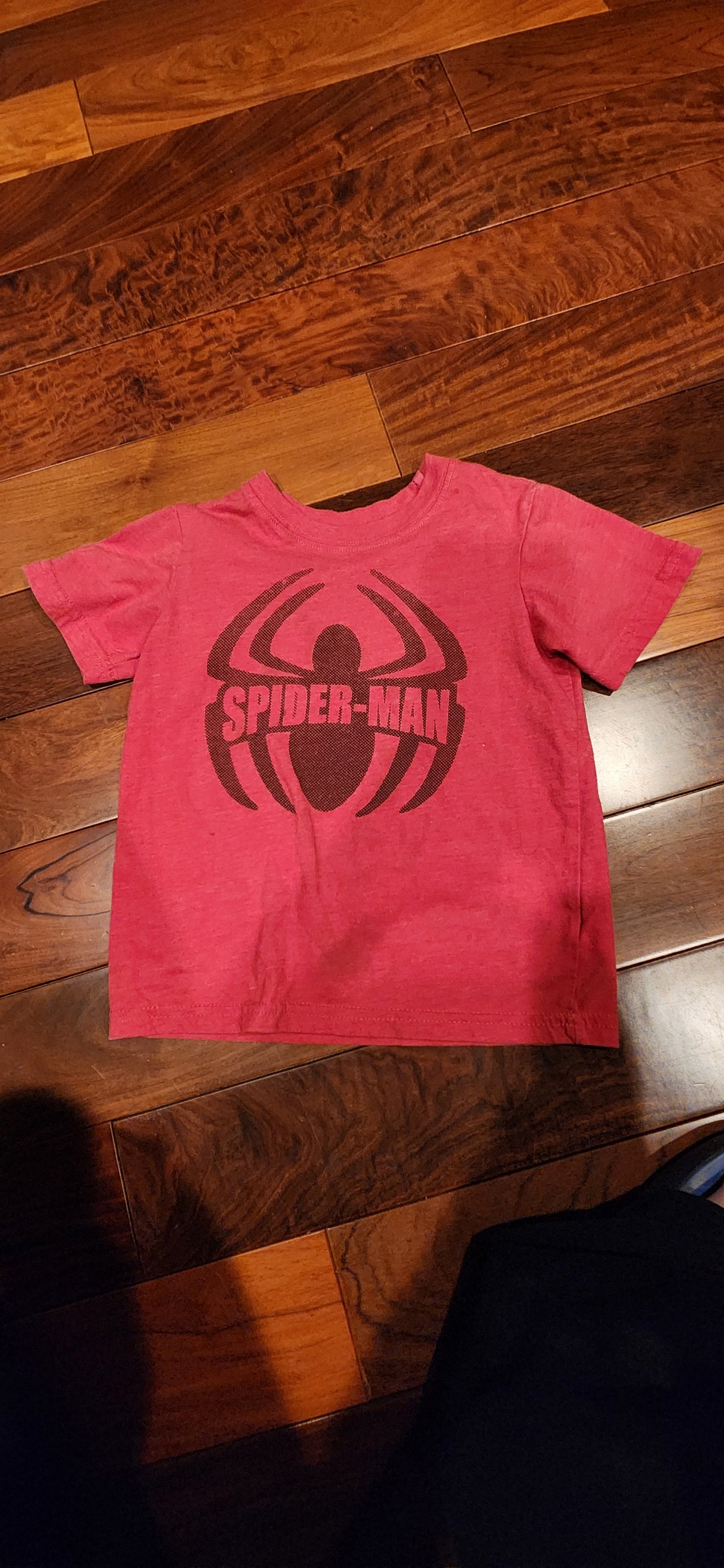Boy 4T Marvel spiderman red shirt