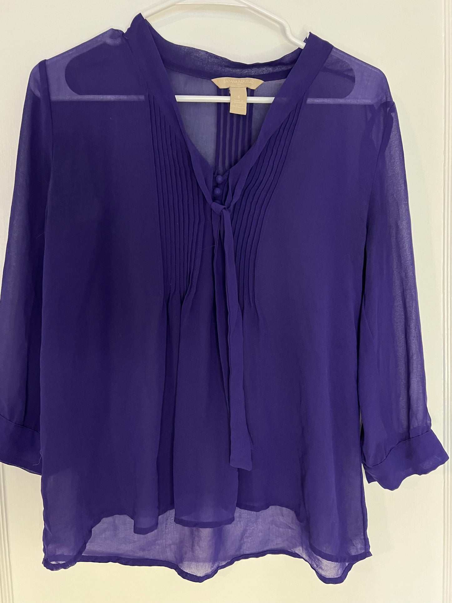 Banana Republic Sheer Purple 3/4 Sleeve Top Shirt Blouse Size Small EUC PPU 45208 or Spring Sale