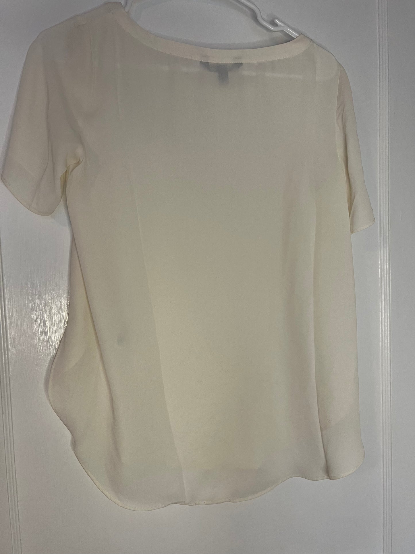 Banana Republic Sheer White Top Shirt Blouse Size X-Small EUC PPU 45208 or Spring Sale