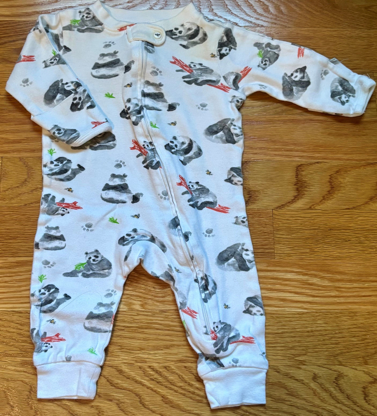 #69 Burt's Bees Panda Sleeper 0-3M