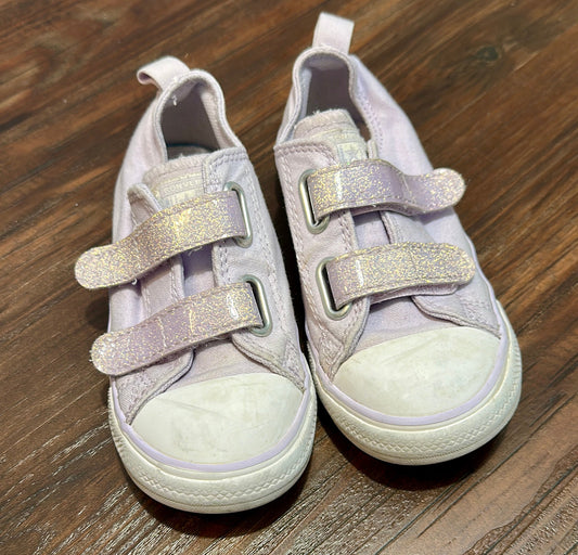 #162 Converse Purple Sparkly Sneakers size 10