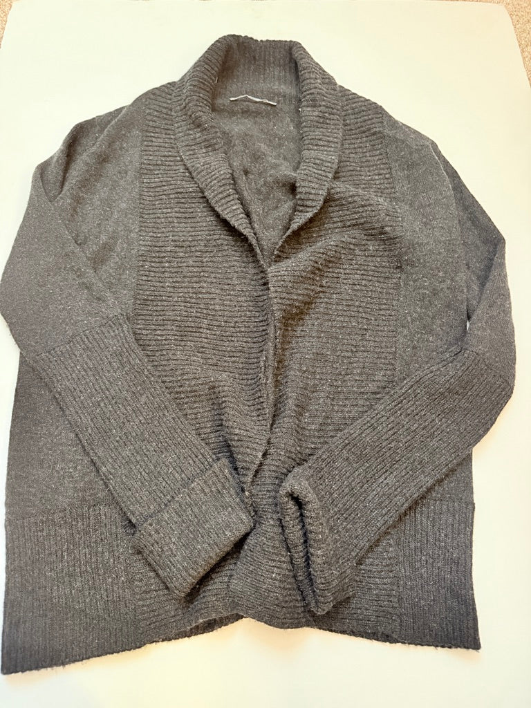 (#25) vince | EUC | m | wool chasmere charcoal gray | 45227