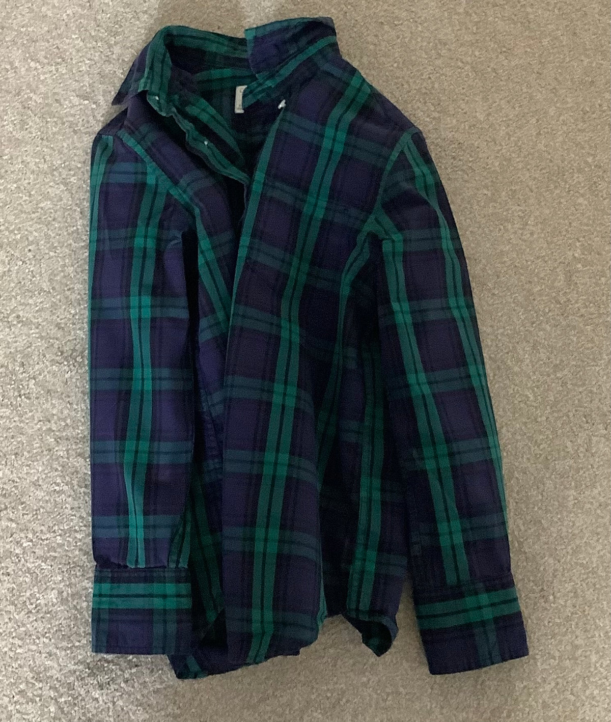 #130 Crewcuts Boys navy plaid Sz 6-7
