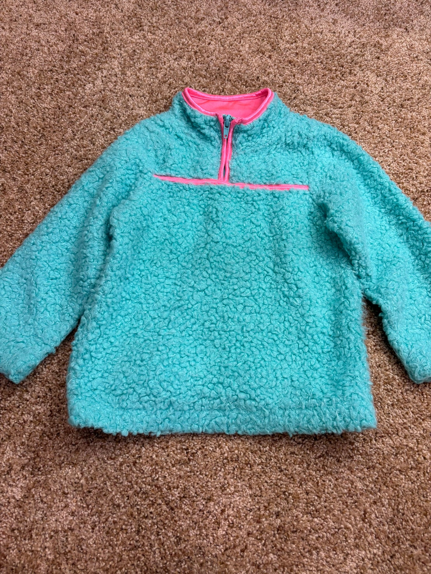 #86A girls 5T fleece sweatshirt