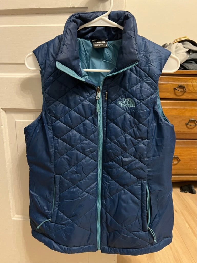 Seller #76 - The North Face Women's Blue Quilted Puffer Vest Size SMALL