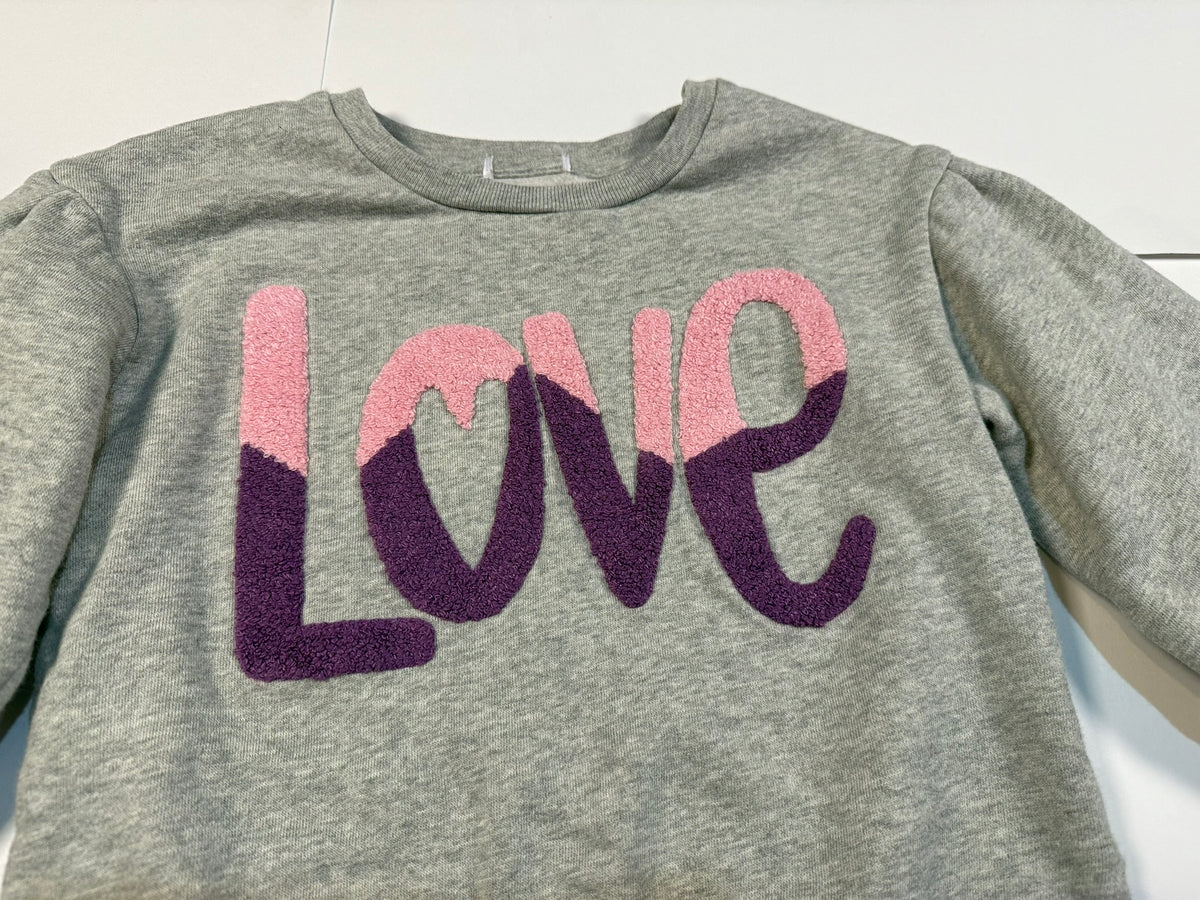 #141 Girls 6 Love Sweatshirt - Super soft