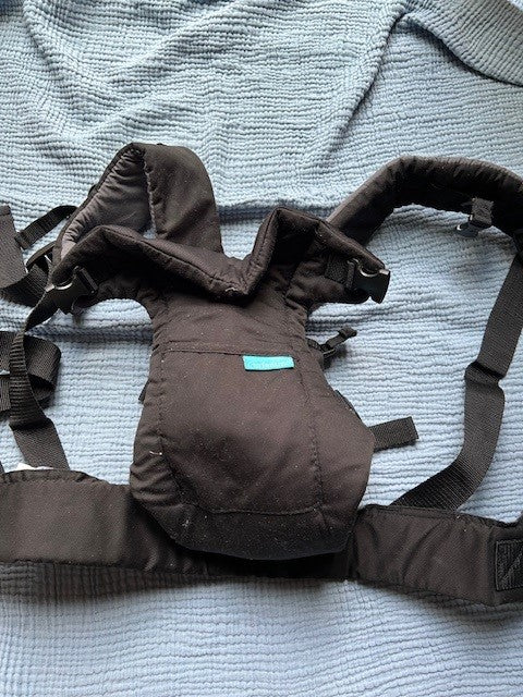 Seller 128 - Infantino Baby Carrier