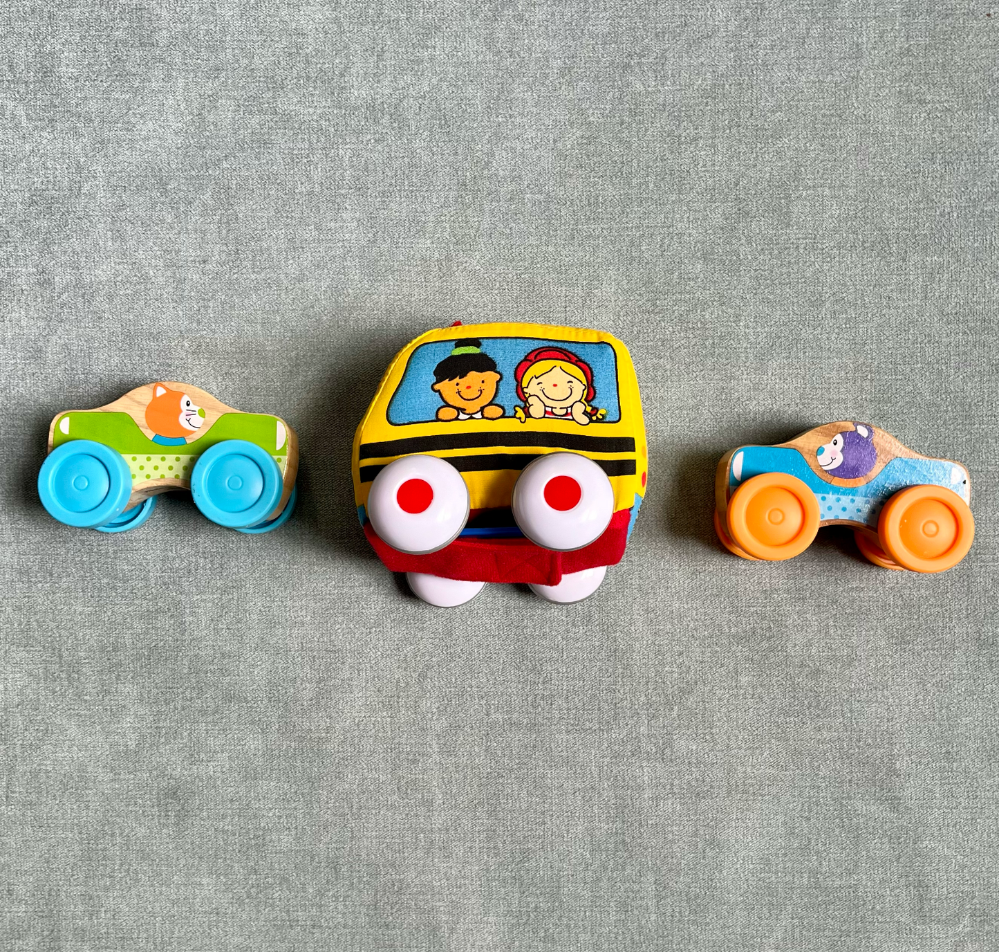 #22A Melissa and Doug Random Car Assortment