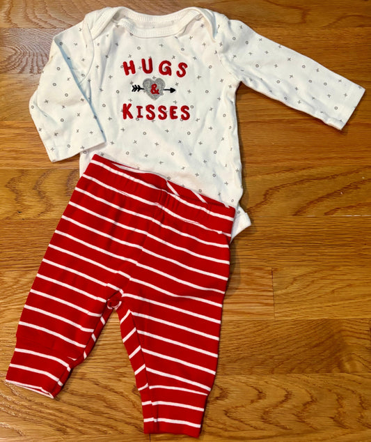 #69 Carter's Hugs & Kisses Outfit 3M