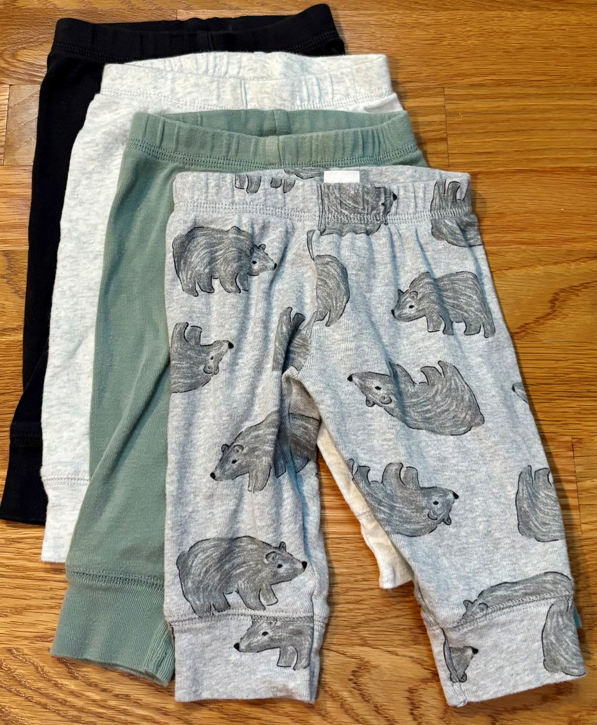 #69 Carter's Boys Pants 3-6M