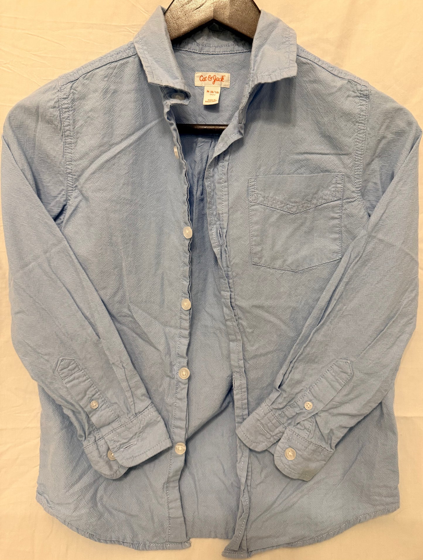 #143 Cat and Jack blue button down dress shirt boys size medium (M 8/10)