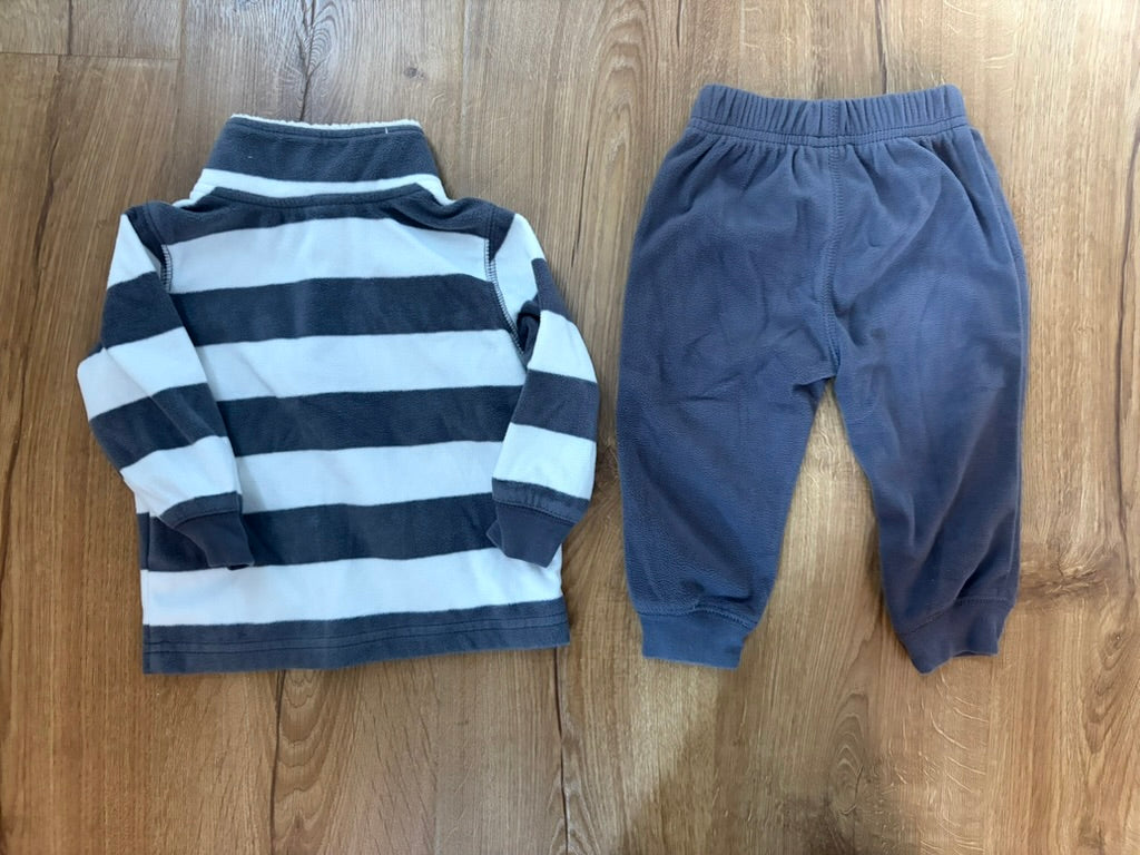 #6 - Carters Boys Fleece Grey & White Outfit - 12 months
