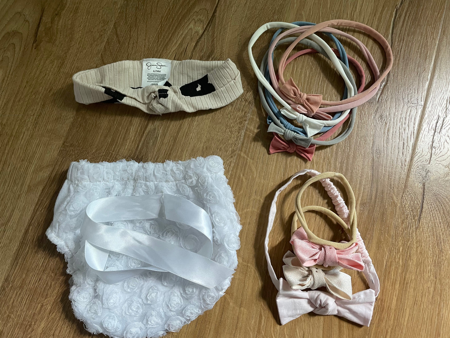 #6 - Baby Girls Bloomers & headbands with bows, NB-12 months