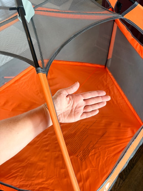 #104 California Beach Co. Pop-up Tent