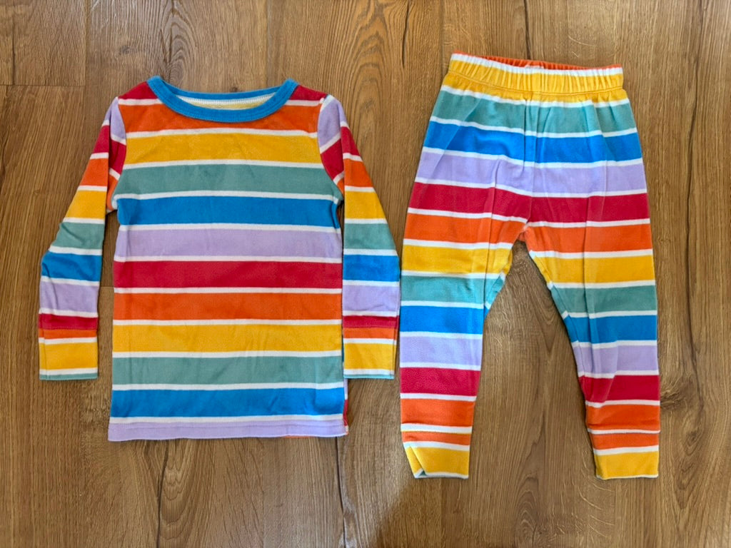 #6 - Cat & Jack Girls Rainbow Fleece Pajamas - 2T