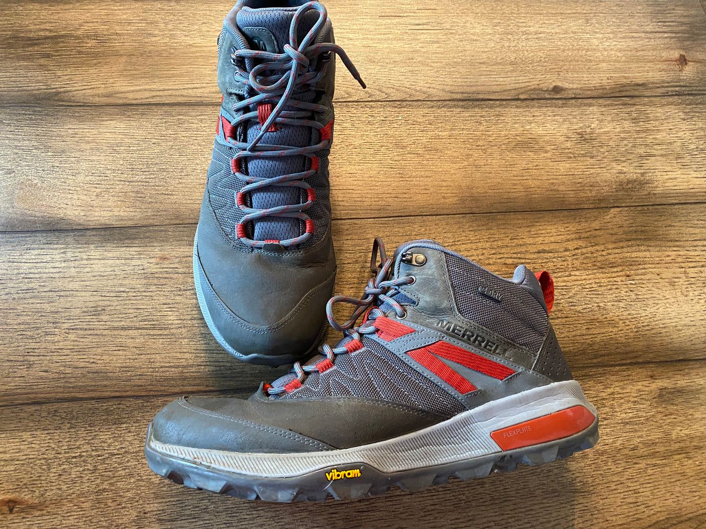 Men's Shoe Size 12 Merrell Zion Mid Waterproof Hiking Boot