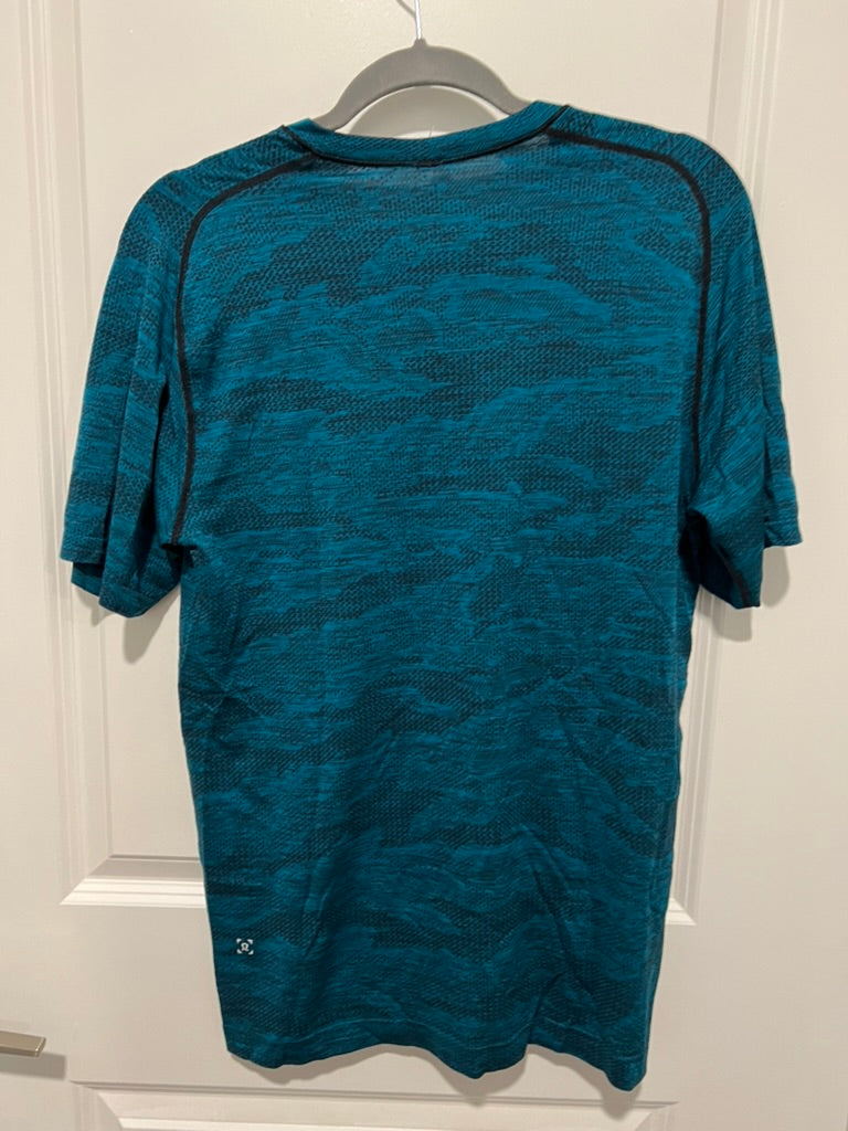 Seller #76 - Lululemon Metal Vent Tech Short-Sleeve Shirt - Size Medium