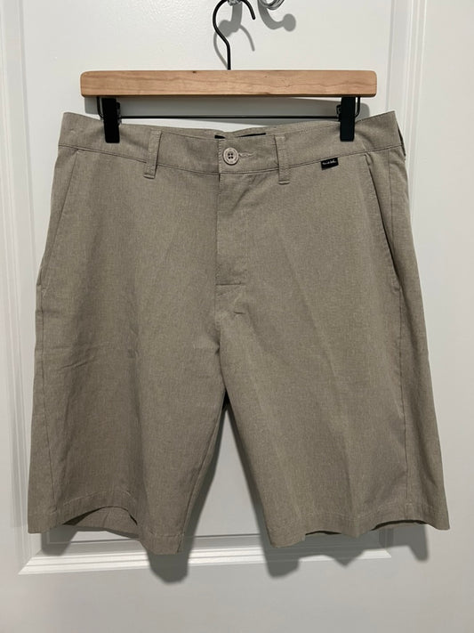 Seller #76 - TRAVIS MATHEW Beck Shorts Chino Mens Sz 32 Taupe Stretch Performance Golf