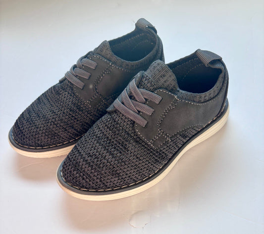 #43 Cat and Jack Slip On Dressier Sneakers Boys 10 EUC