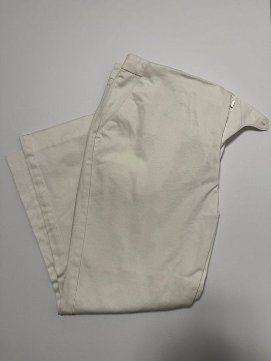Seller 229 - Worthington white capris size 6