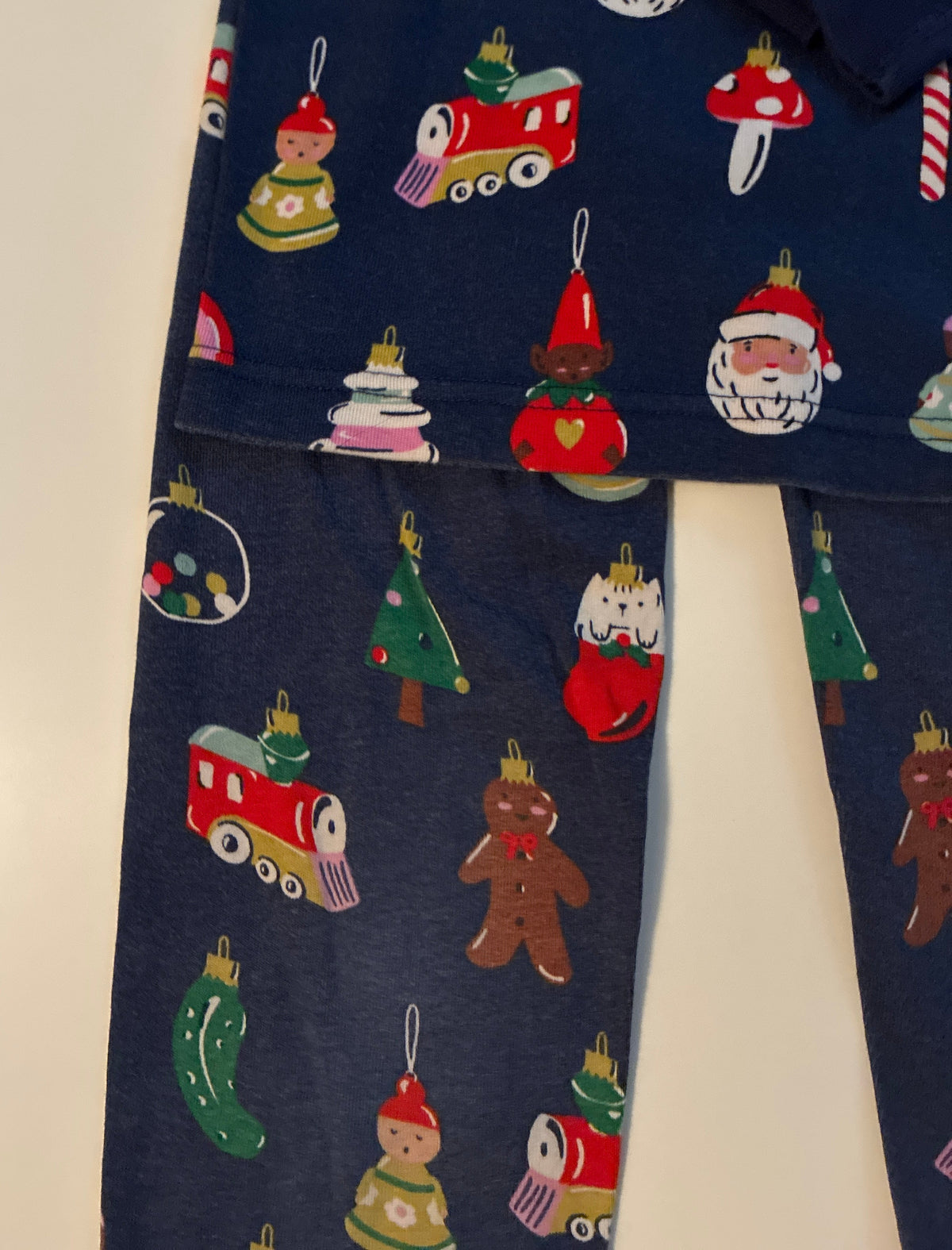 Seller 76 Hanna Christmas Pajamas Size 8