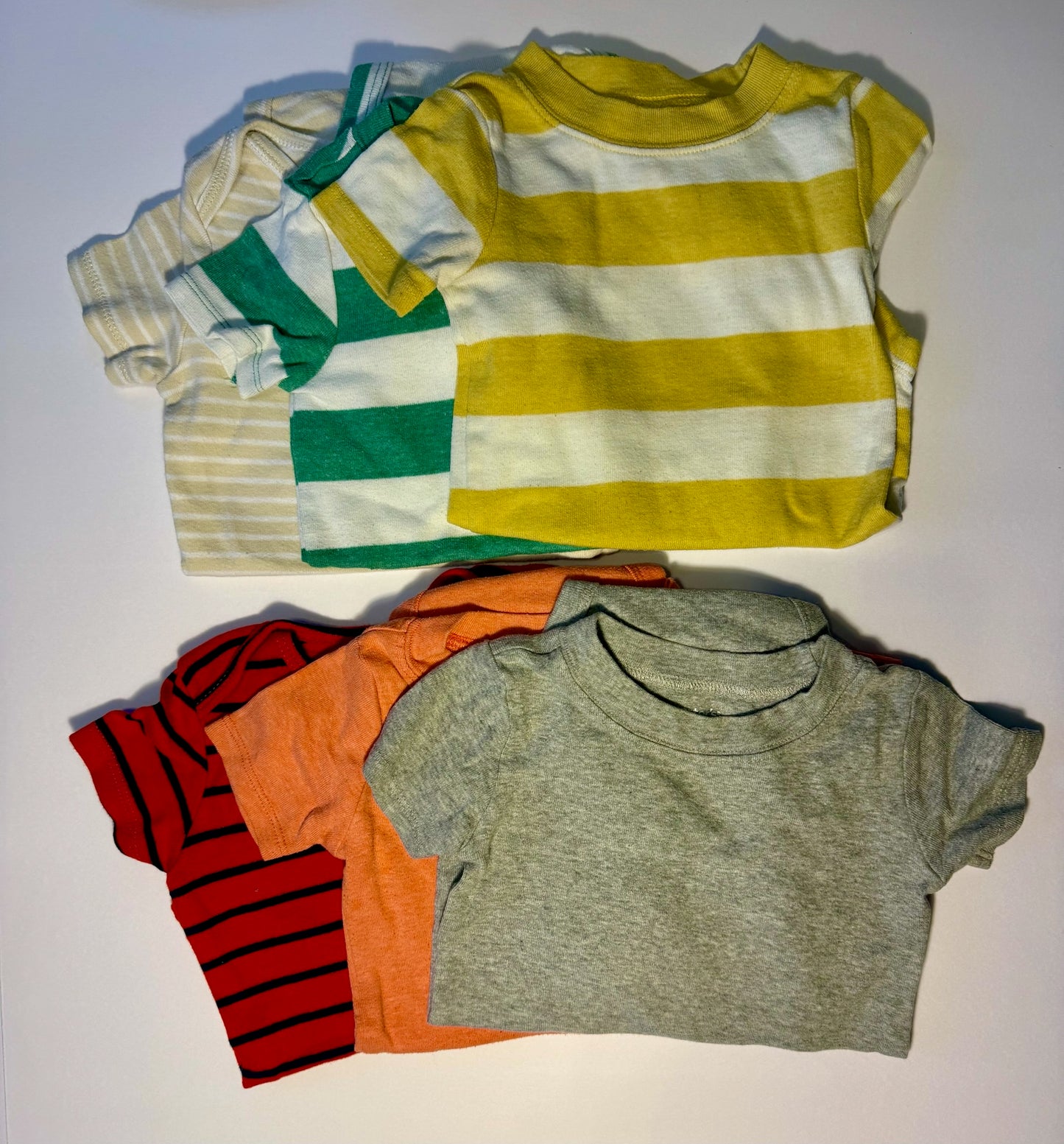 Seller #18 18mo Boys Carter's "Stripes and Solids" onsie 6 piece set