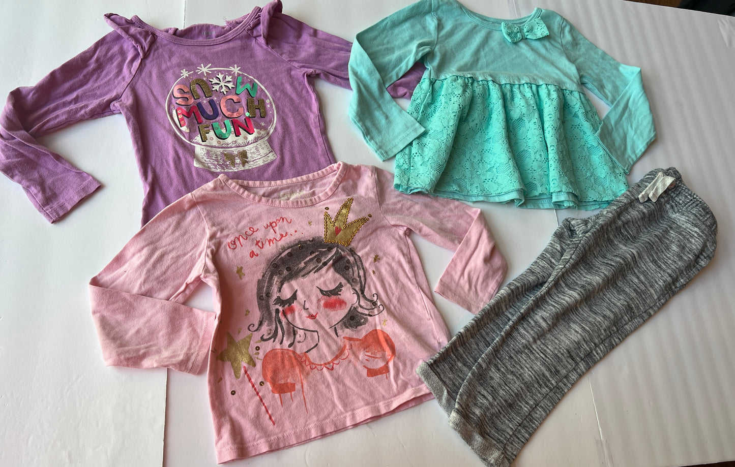 #77B Girls 3T Set of 3 Long Sleeves and 1 Jogger