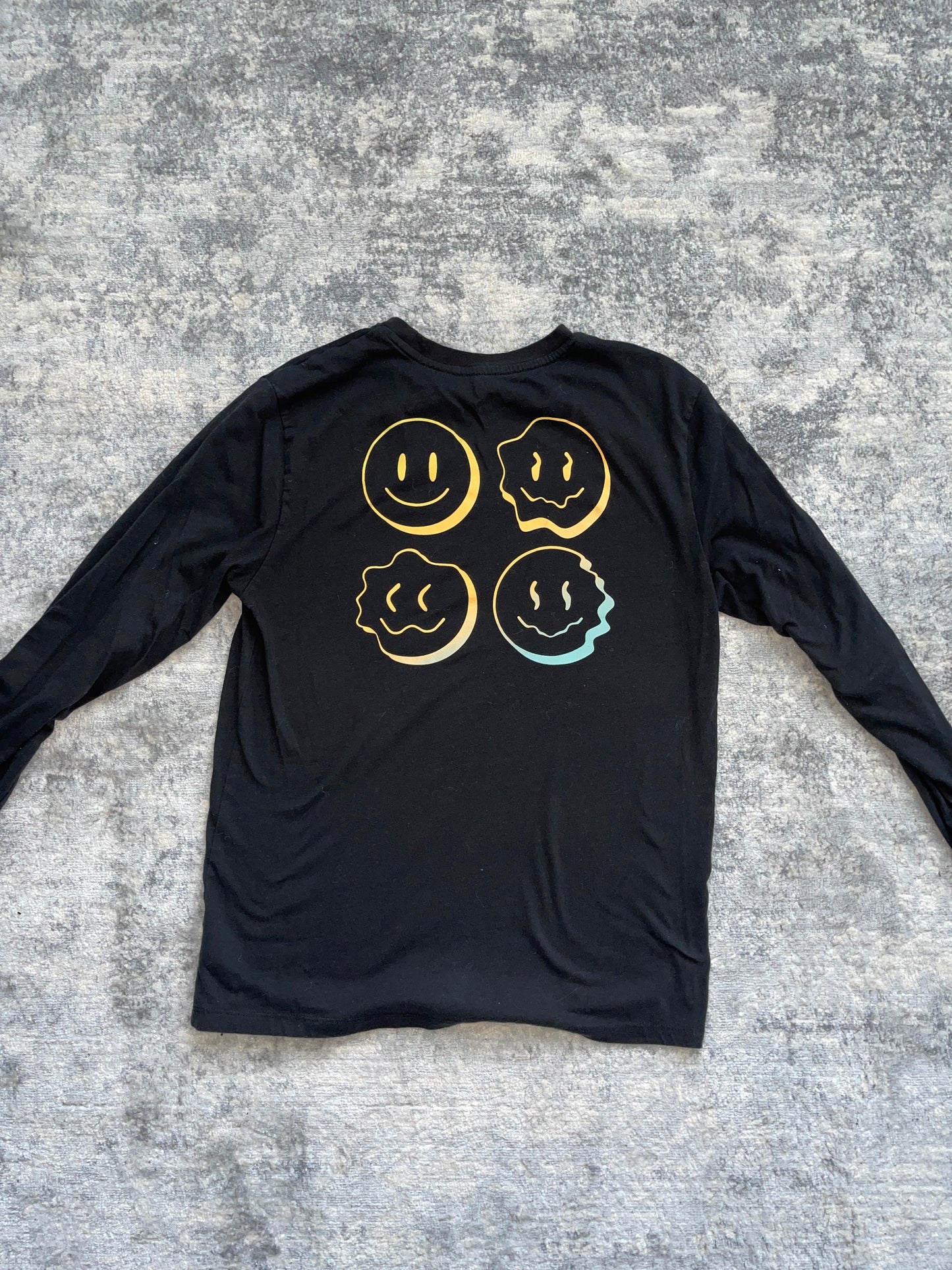 Art Class Boys Smiley Face Graphic Long-Sleeved TShirt XL 16- PPU Montgomery