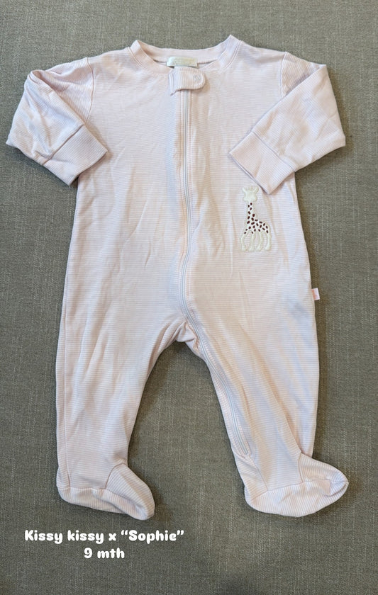 #145 Kissy kissy "Sophie the giraffe" sleeper Girls 9 mth EUC
