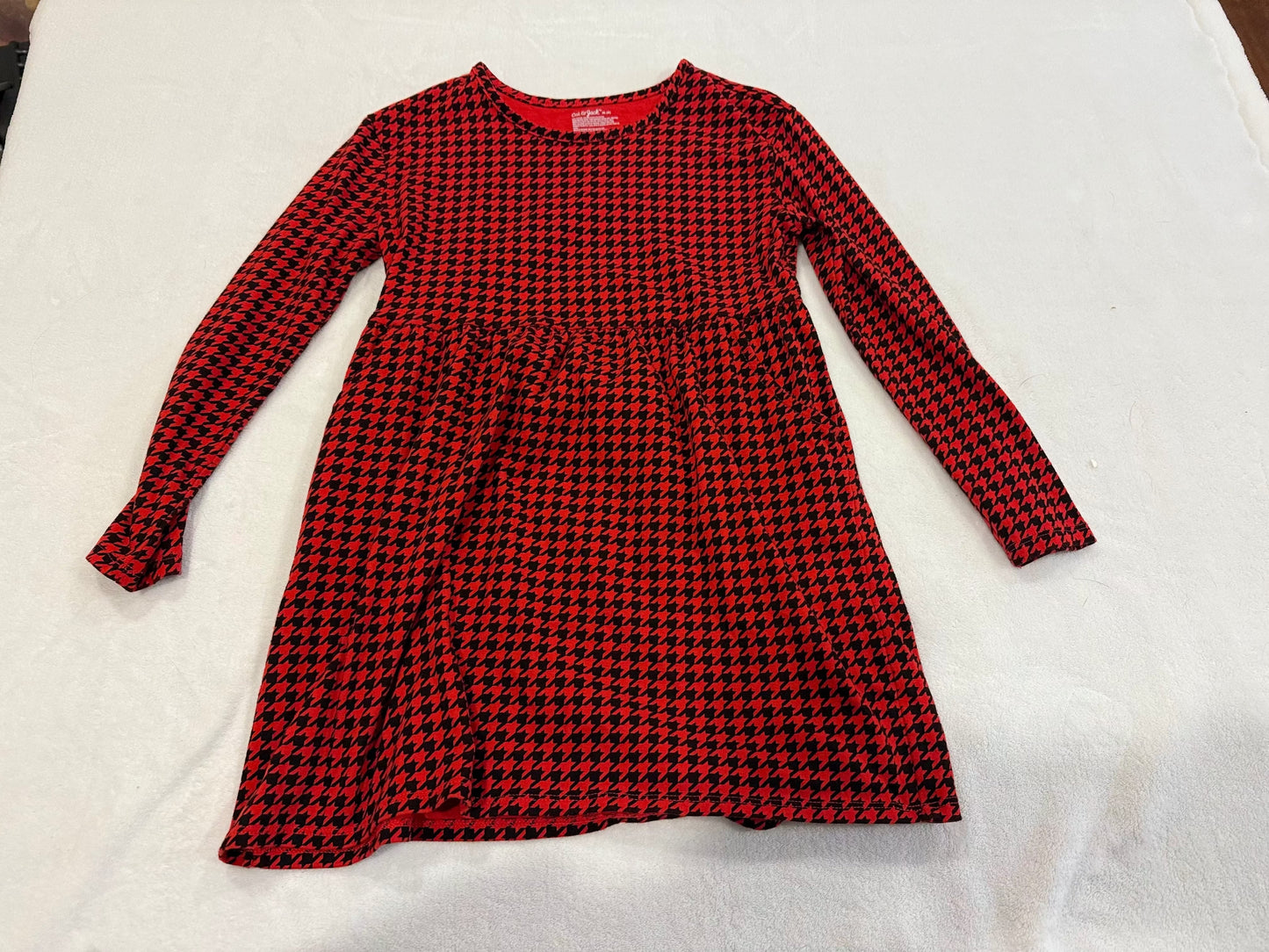 179 Girls Red/Black Cat & Jack Long Sleeved Skater Dress-Size 8