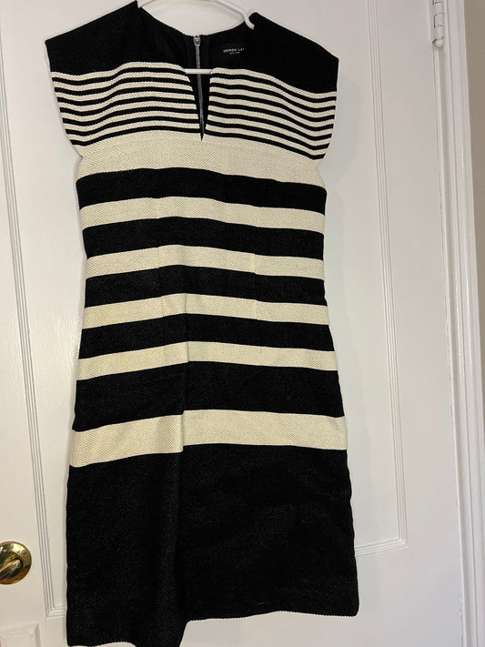 Derek Lam Black and White Striped Sleeveless Dress Size 4 EUC PPU 45208 or Spring Sale
