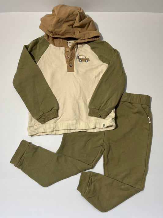 #150 boys rabbit bear organic 4t brown green outfit