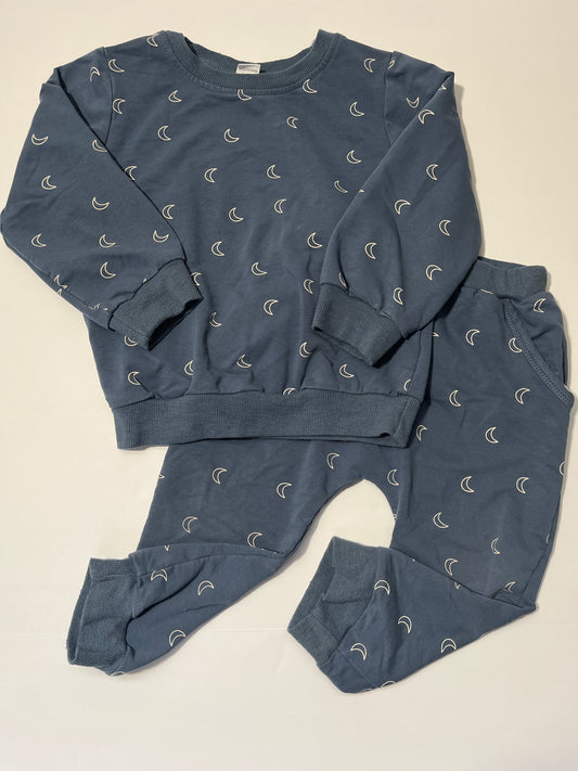 #150 boys 110 blue moon shirt and pants set