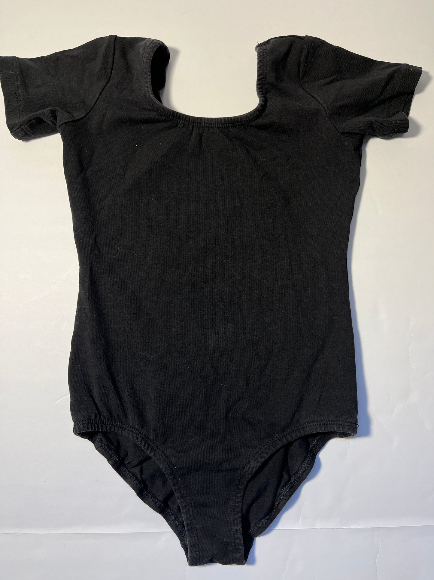 #150 girls black 110 leotard no brand