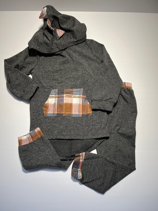 #150 boys size 3-4 year grey plaid dinosaur sweatsuit