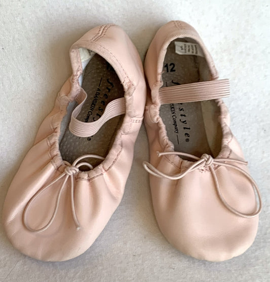 Size 12 Freestyle by Danskin Ballet Slippers / Shoes