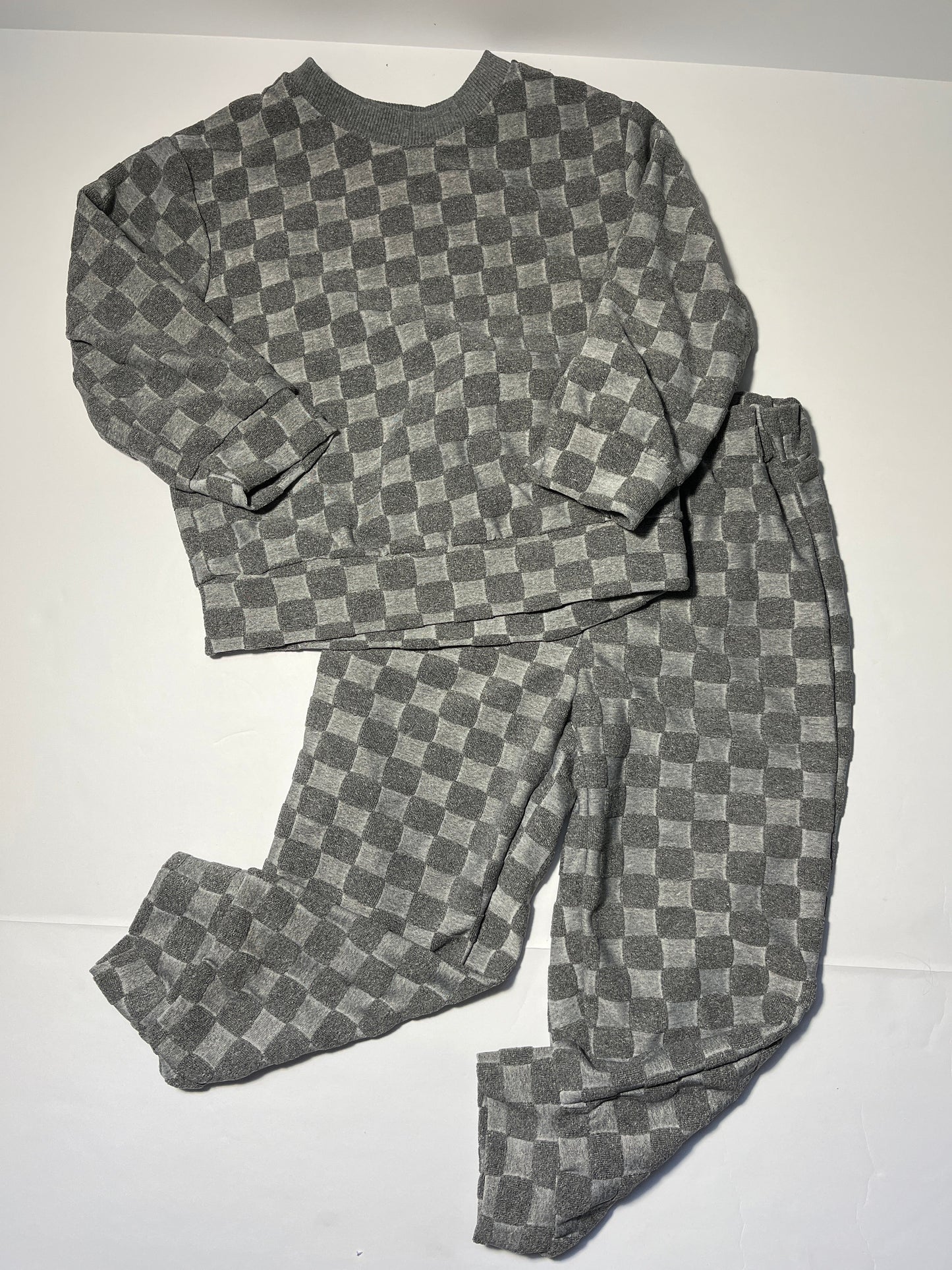 #150 REDUCED Shein boys 4 years sweatsuit outfit grey plaid