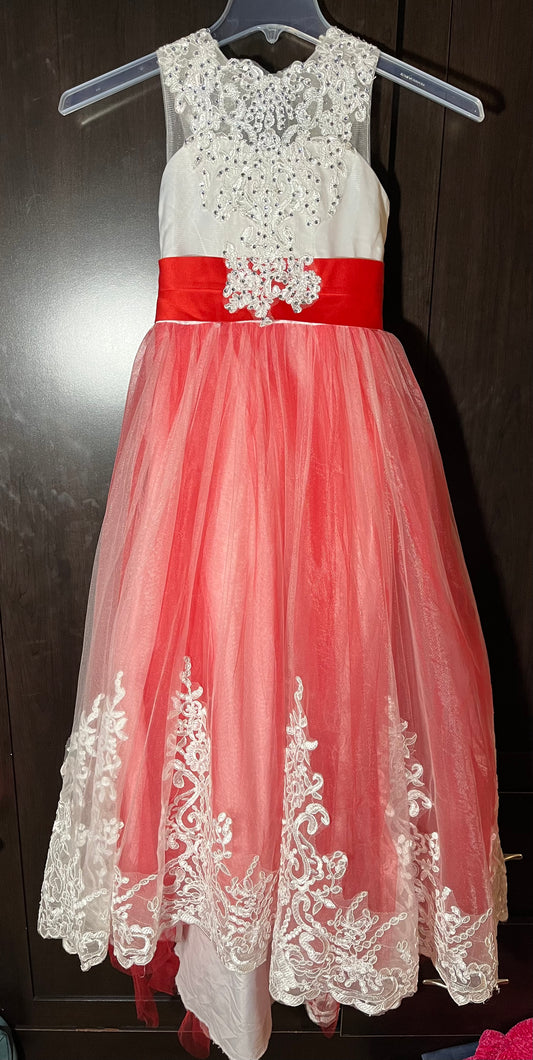 #150 girls 8/9 ibtom castle red white fancy dress