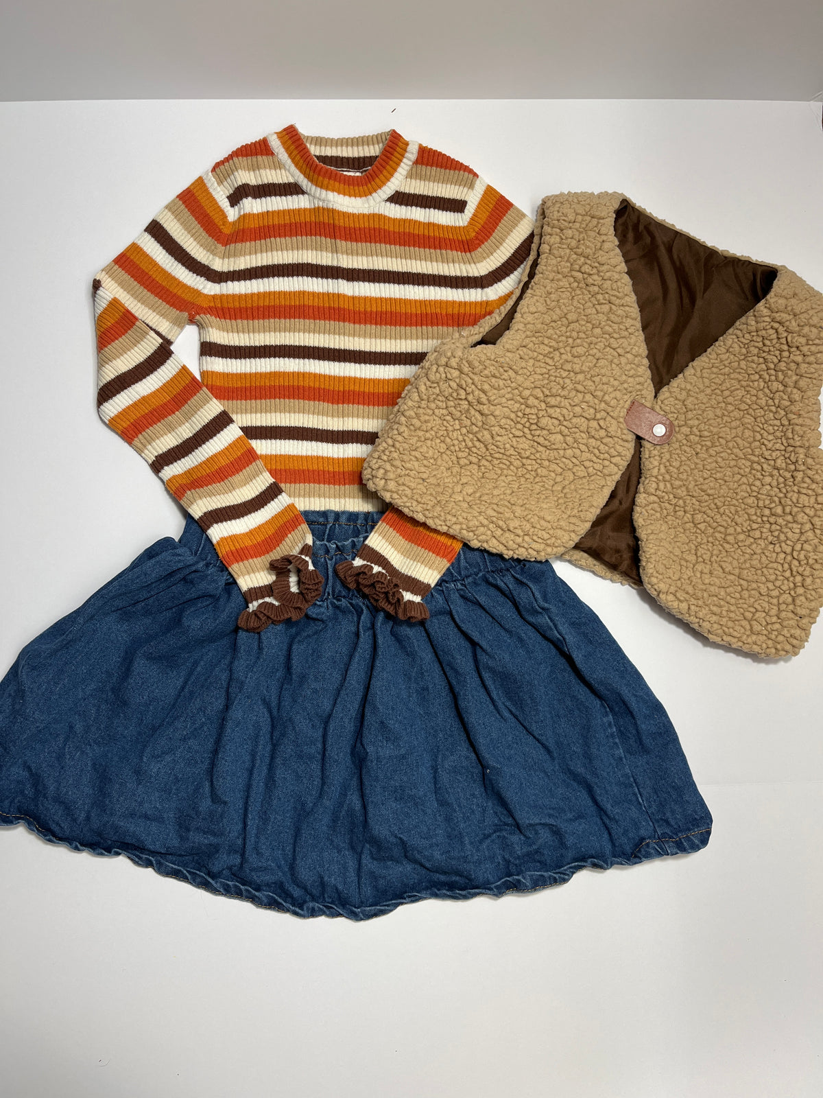 #150 girls 7/8 Cynthia Rowley orange brown striped outfit with vest