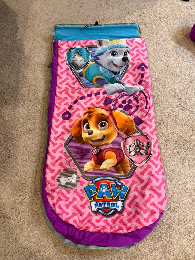 Seller #142 Cleverbed Paw Patrol girls sleeping bag (1/2)