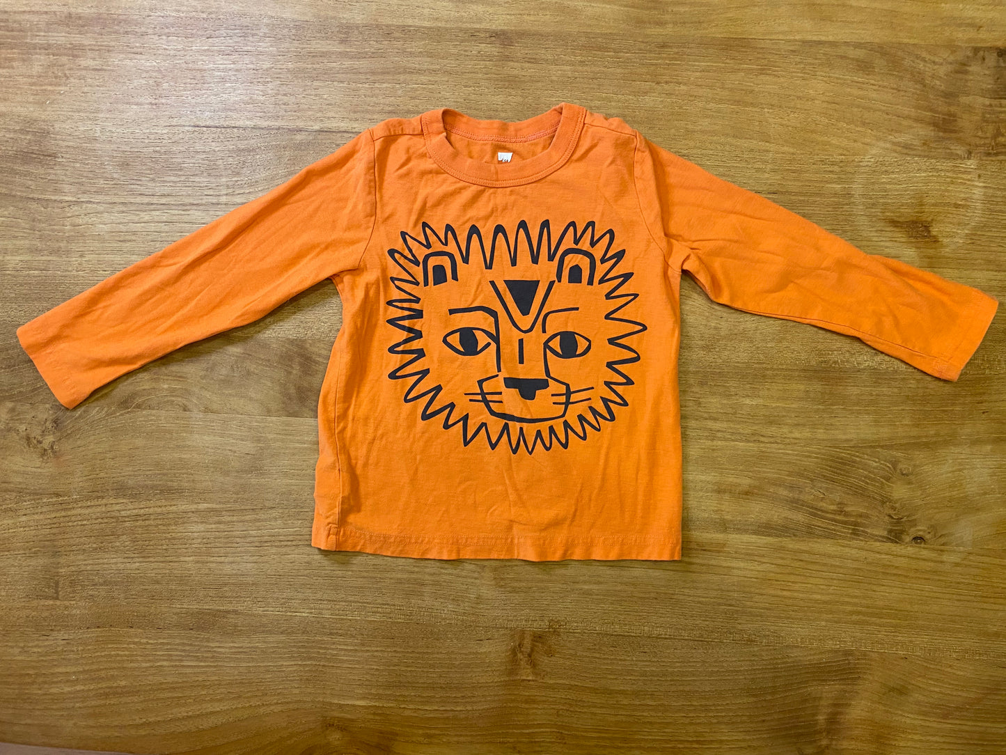 #7 Size 3T Tea Collection l/s shirt