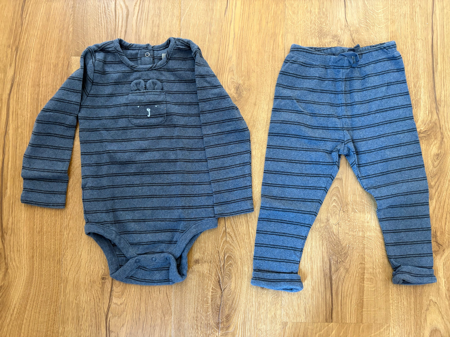 #6 - Baby Gap Boys Navy Striped Outfit - 18-24 months