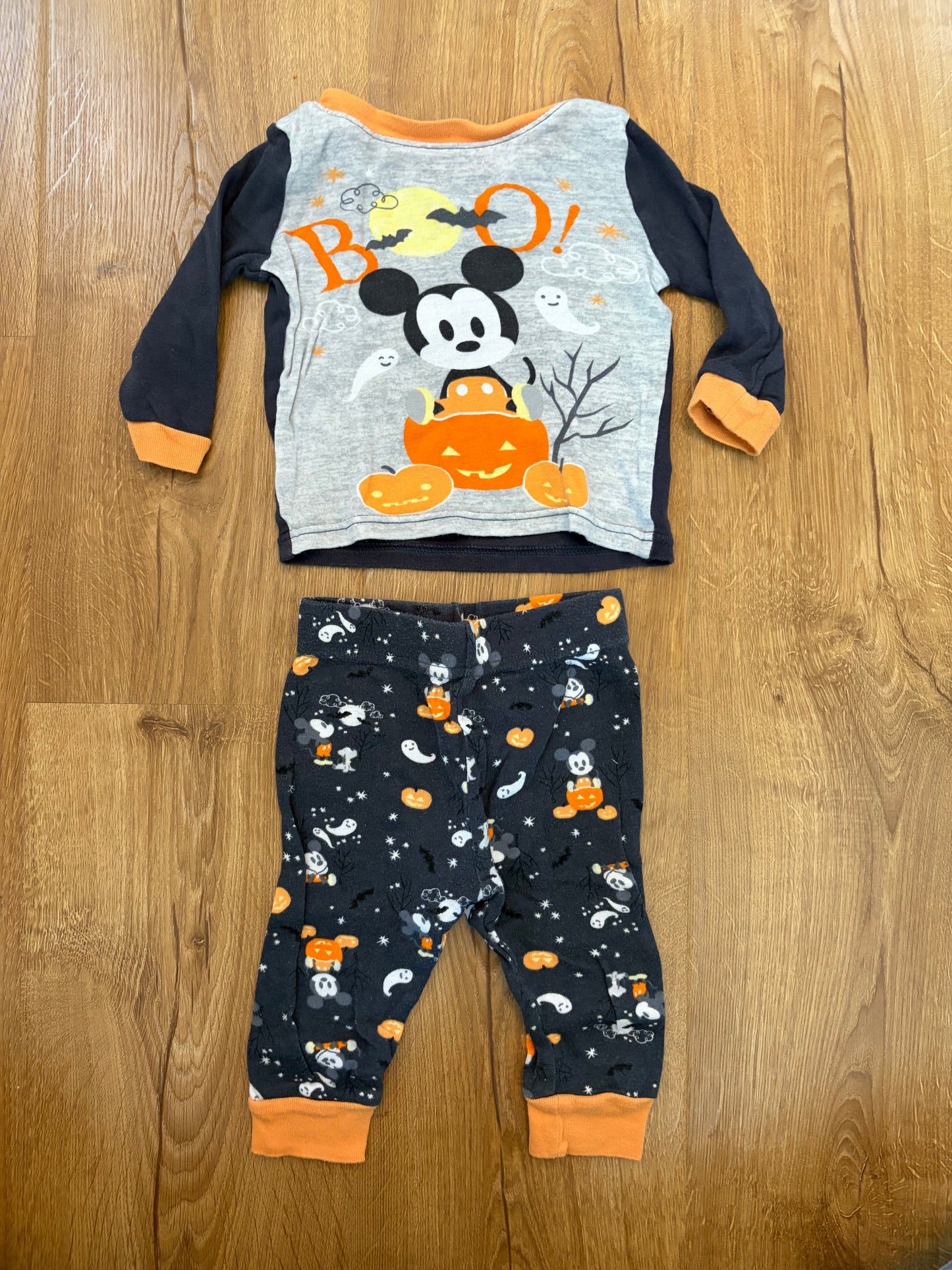 #6 - Disney Baby PJ Set -  Mickey Halloween - 6 - 12 months
