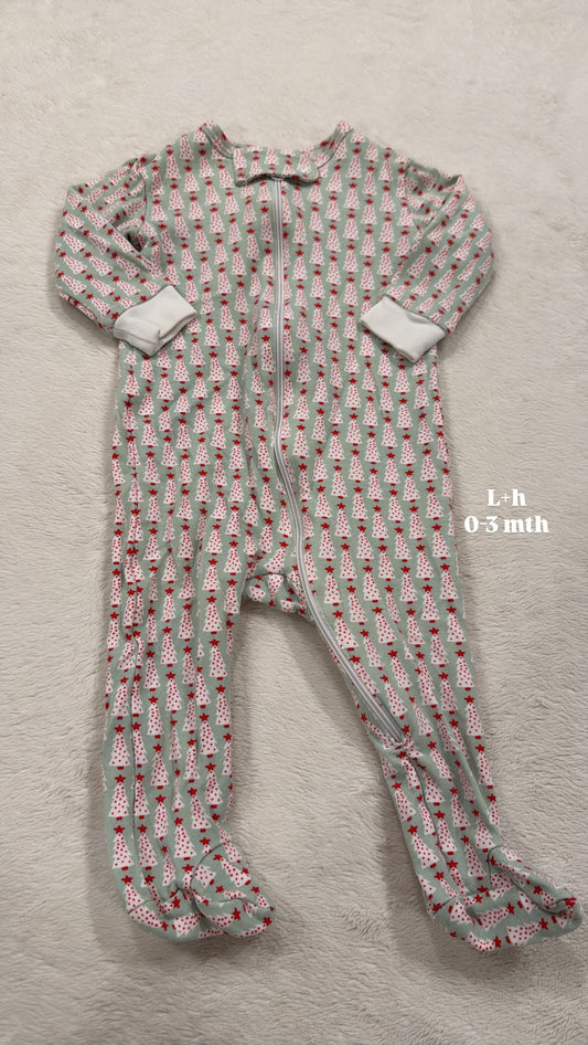 #145 L+H Christmas tree sleeper GN 0-3 mth EUC