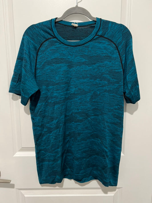 Seller #76 - Lululemon Metal Vent Tech Short-Sleeve Shirt - Size Medium